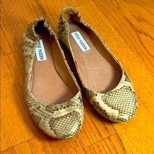 Steve Madden Gold Snake Print Flats